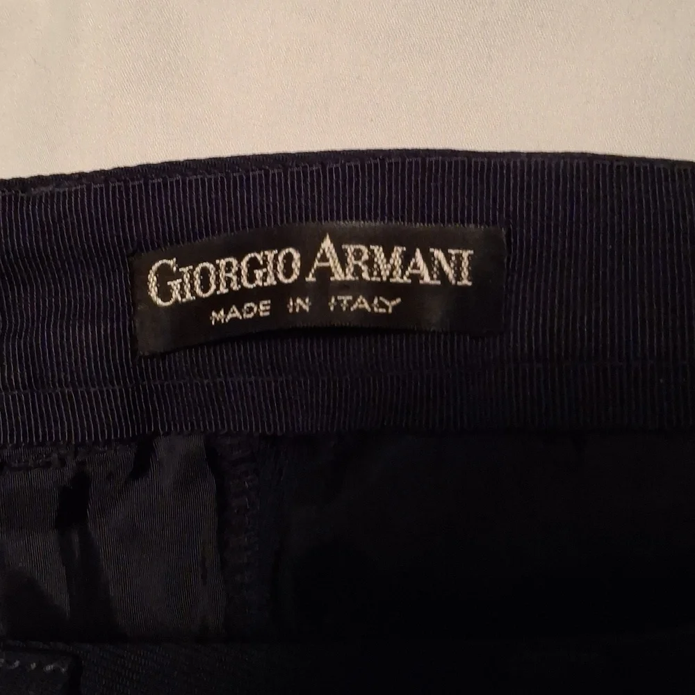 Giorgio Armani Navy Blue Wool Dress Pants with Tapered Fit and Crease - Picture 8 of 9